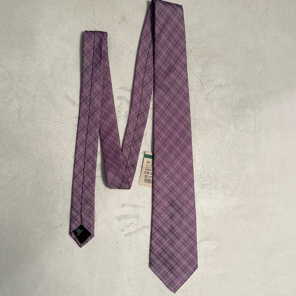 Vintage Guy Laroche Purple Plaid 100% Silk Men’s Neck Tie New with Tags Italy